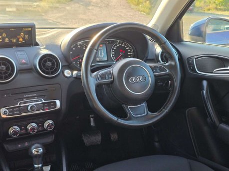 Audi A1 1.4 TFSI Sport Sportback 5dr Petrol S Tronic Euro 5 (s/s) (122 ps) 25