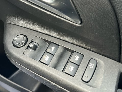 Vauxhall Corsa ELITE EDITION 32