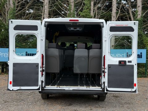 Peugeot Boxer 2.2 L3H2 15-seat Non-D1 3500kg minibus w/ AC & parking sensors. ULEZ Euro 6 11