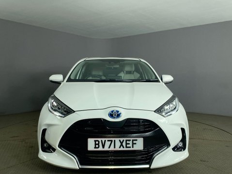 Toyota Yaris 1.5 VVT-h Excel Hatchback 5dr Petrol Hybrid E-CVT Euro 6 (s/s) (116 ps) Air 3