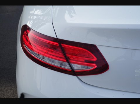 Mercedes-Benz C Class 2.1 C250d AMG Line (Premium) G-Tronic+ Euro 6 (s/s) 2dr 25