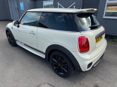 Mini Hatch GT 9