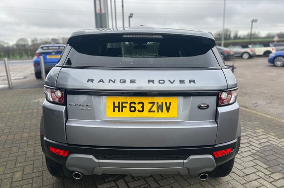 Land Rover Range Rover Evoque 2.2 SD4 PURE TECH AUTO 8