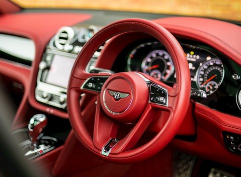 Bentley Bentayga W12 11