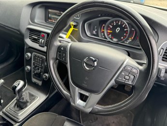 Volvo V40 2.0 T2 R-Design Euro 6 (s/s) 5dr