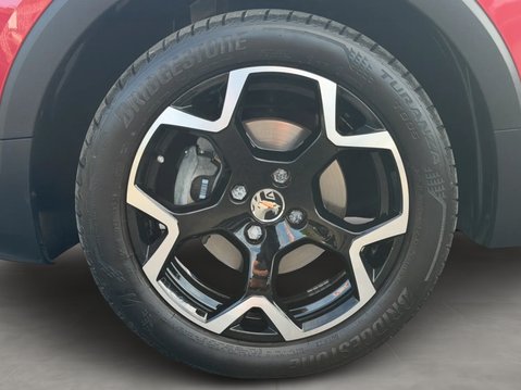 Vauxhall Crossland 1.2 SRi Nav 5dr 10