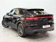 Porsche Cayenne 3.0 V6 E-Hybrid 14.1kWh Coupe 5dr Petrol Plug-in Hybrid TiptronicS 4WD Euro 24