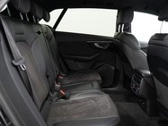 Audi Q8 3.0 TFSI V6 55 Black Edition SUV 5dr Petrol Tiptronic quattro Euro 6 (s/s) 35