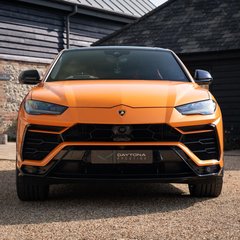 Lamborghini Urus V8 3
