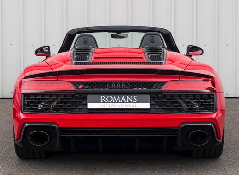 Audi R8 Spyder V10 Performance Carbon Black 5