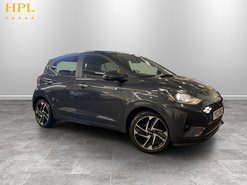 Hyundai i10 1.0 Premium Hatchback 5dr Petrol Auto Euro 6 (s/s) (67 ps)