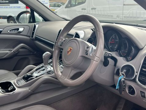 Porsche Cayenne 3.0 Cayenne V6 D Tiptronic 4WD 5dr - NATIONAL DELIVERY* 9