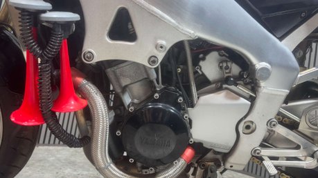 Yamaha R1 YZF 1998 4XV CUSTOM STREETFIGHTER RUNNING PROJECT BIKE 15