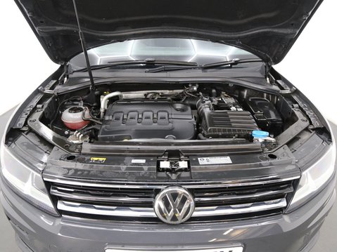 Volkswagen Tiguan 2.0 TDI Match Euro 6 (s/s) 5dr 27