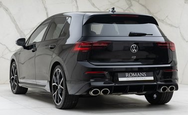 Volkswagen Golf R TSI 4MOTION 10