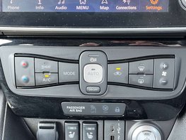 Nissan LEAF Leaf N-Connecta Electric 110Kw 39kWh (AUTOMATIC) 5dr 63