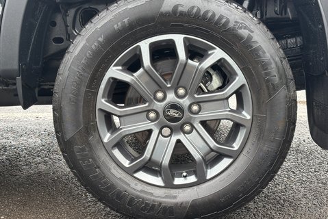 Ford Ranger Wildtrak 4x4 240 ps V6 Double Cab Pickup - Electric Roller Shutter 33