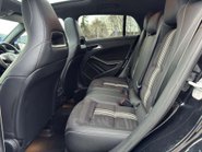 Mercedes-Benz CLA Class 2.1 CLA 220 WhiteArt D Auto 5dr 35