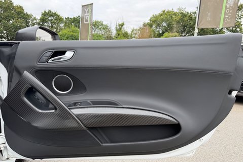 Audi R8 GT QUATTRO V10 SPYDER - 1 OF 33 - BUCKET SEATS -CERAMIC BRAKES 55