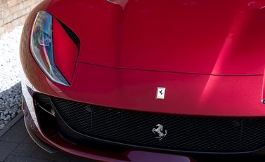 Ferrari 812 Superfast 21