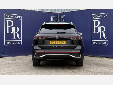 Volkswagen Tiguan 1.5 TSI eHybrid 19.7kWh R-Line SUV 5dr Petrol Plug-in Hybrid DSG Euro 6 (s/ 4