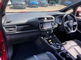 Nissan LEAF Leaf Tekna 5dr 110kw 39kwh (Automatic) 34
