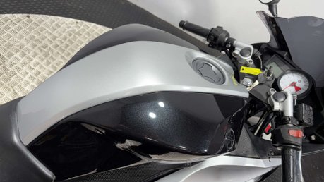 Yamaha R125 YZF 2009 20K 125CC SPORTS BIKES 15BHP NEW MOT SERVICED 16