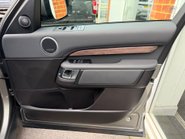 Land Rover Discovery 3.0 SD V6 HSE SUV 5dr Diesel Auto 4WD Euro 6 (s/s) (306 ps) 21