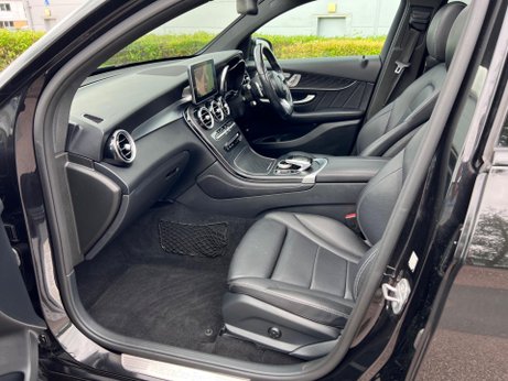 Mercedes-Benz GLC 2.1 GLC220d AMG Line (Premium Plus) Coupe G-Tronic 4MATIC Euro 6 (s/s) 5dr 27
