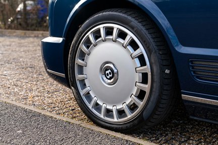 Bentley Brooklands 13