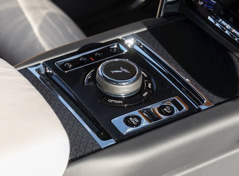 Rolls-Royce Cullinan Black Badge 29