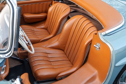 Mercedes-Benz SL Class 300SL Roadster 30