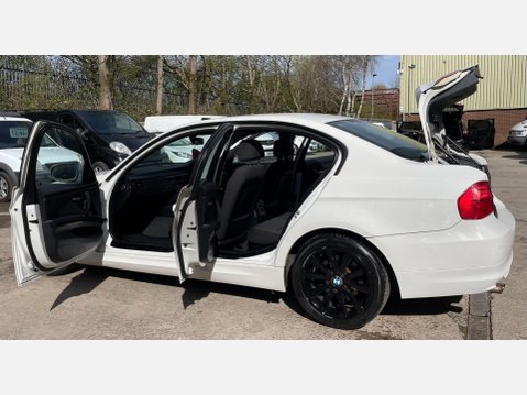 BMW 3 Series 2.0 318d SE Euro 5 4dr 17