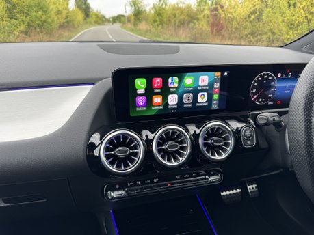 Mercedes-Benz GLA Class GLA 200 MHEV AMG Line Premium Auto Petrol PARKTRONIC/KEYLESS ENTRY/SAT NAV 13