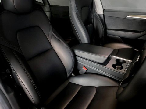 Tesla Model Y (Dual Motor) Long Range SUV 5dr Electric Auto 4WDE (384 bhp) Pan Roof - Sat 11