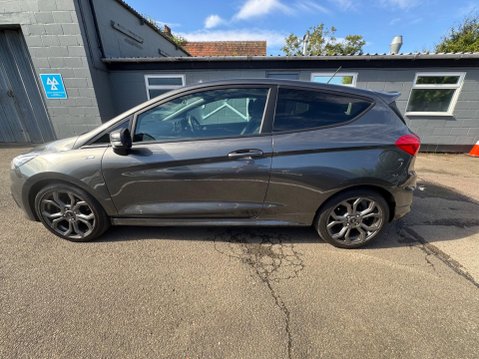 Ford Fiesta 1.0T EcoBoost ST-Line Hatchback 3dr Petrol Manual Euro 6 (s/s) (100 ps) 6