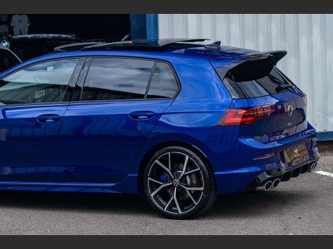 Volkswagen Golf 2.0 Golf R TSi 4Motion Semi-Auto 4WD 5dr 23