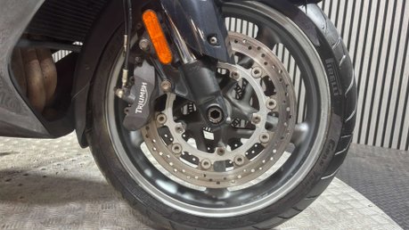 Triumph Trophy 1200 SE 2015 42K FULLY KITTED TOURER MOT COMES SERVICED WARRANTY 20