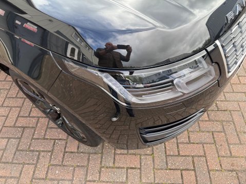 Land Rover Range Rover 5.0 P565 V8 SV Autobiography Dynamic Black Auto 4WD Euro 6 (s/s) 5dr 85