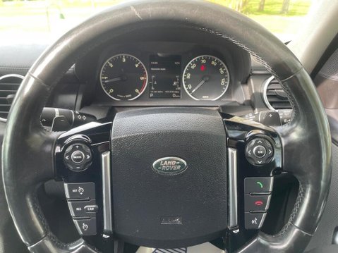 Land Rover Discovery 3.0 SD V6 Landmark Auto 4WD Euro 6 (s/s) 5dr 27