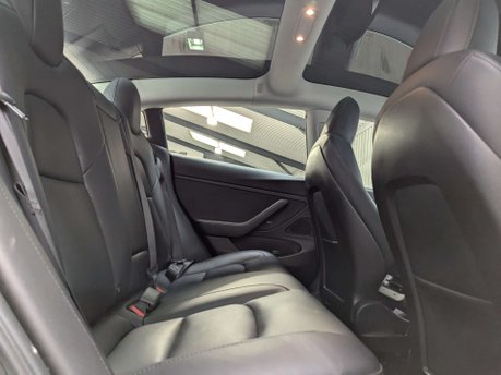 Tesla Model 3 Model 3 Long Range AWD 4WD 4dr 55