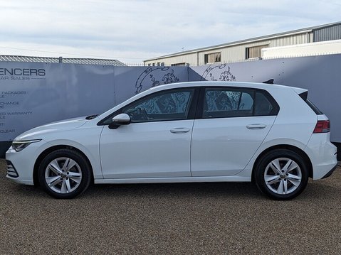 Volkswagen Golf LIFE TSI 4