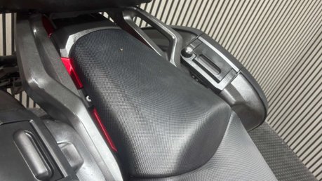 Honda NC750X DCT 2017 ONLY 17K AUTO FULL LUGGAGE 750CC A2 34