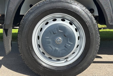 Vauxhall Movano F3500 L3 H1 125 ps Cdti Crew Cab Dropside with Tail Lift - Air Con 27