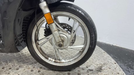 Honda SH125 2019 GOOD PARTS BREAKER SCOOTER SPARES OR REPAIR SH 125CC 15