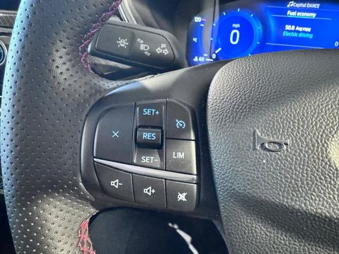 Ford Kuga 2.5h Duratec ST-Line X Edition CVT Euro 6 (s/s) 5dr 25