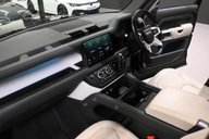 Land Rover Defender 3.0 Defender HSE D MHEV Auto 4WD 5dr 34