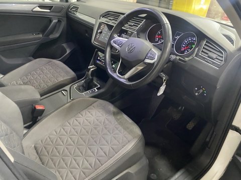 Volkswagen Tiguan LIFE TSI DSG 14