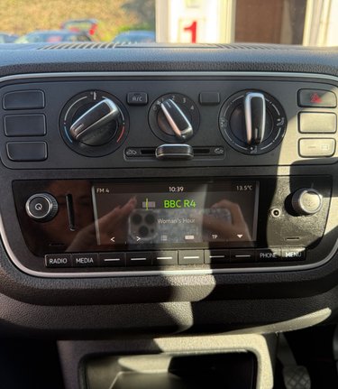 Skoda Citigo 1.0 SE MPI.. 5 SERVICES.. STUNNING EXAMPLE! 64 MPG! LOW INSURANCE! 3