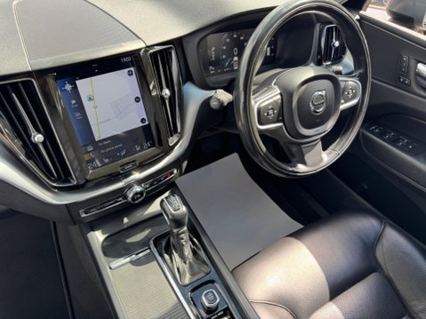 Volvo XC60 2.0 D4 Momentum Pro Auto AWD Euro 6 (s/s) 5dr 13